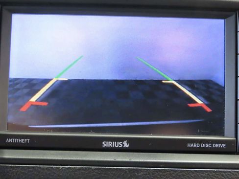 Used 2019 Dodge Grand Caravan SE FWD image 12