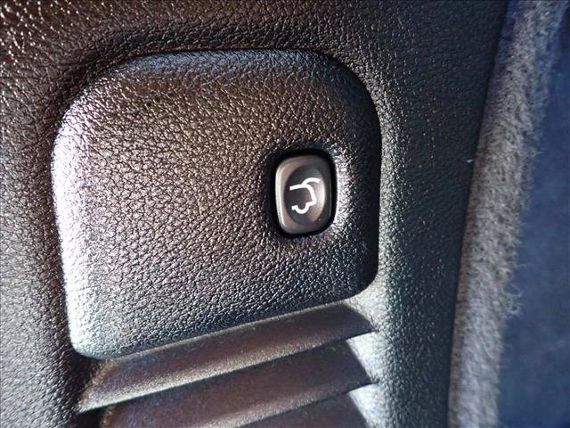 Used 2025 Dodge Durango GT AWD/4WD image 9