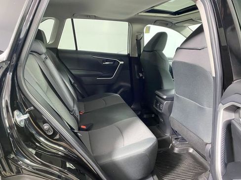 Certified 2023 Toyota RAV4 XLE w/ Convenience Package image 9