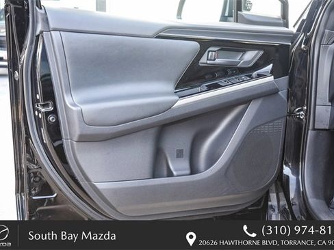 Used 2023 Toyota bZ4X XLE image 23