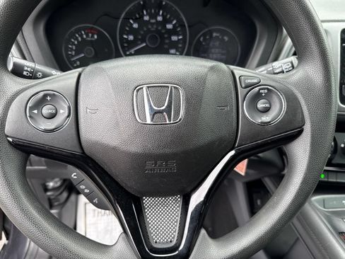 Used 2017 Honda HR-V LX image 25