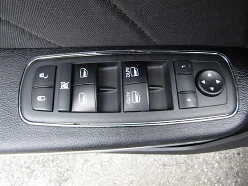 Used 2019 Dodge Charger GT RWD image 16