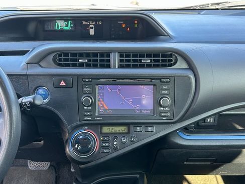 Used 2013 Toyota Prius C Three image 13