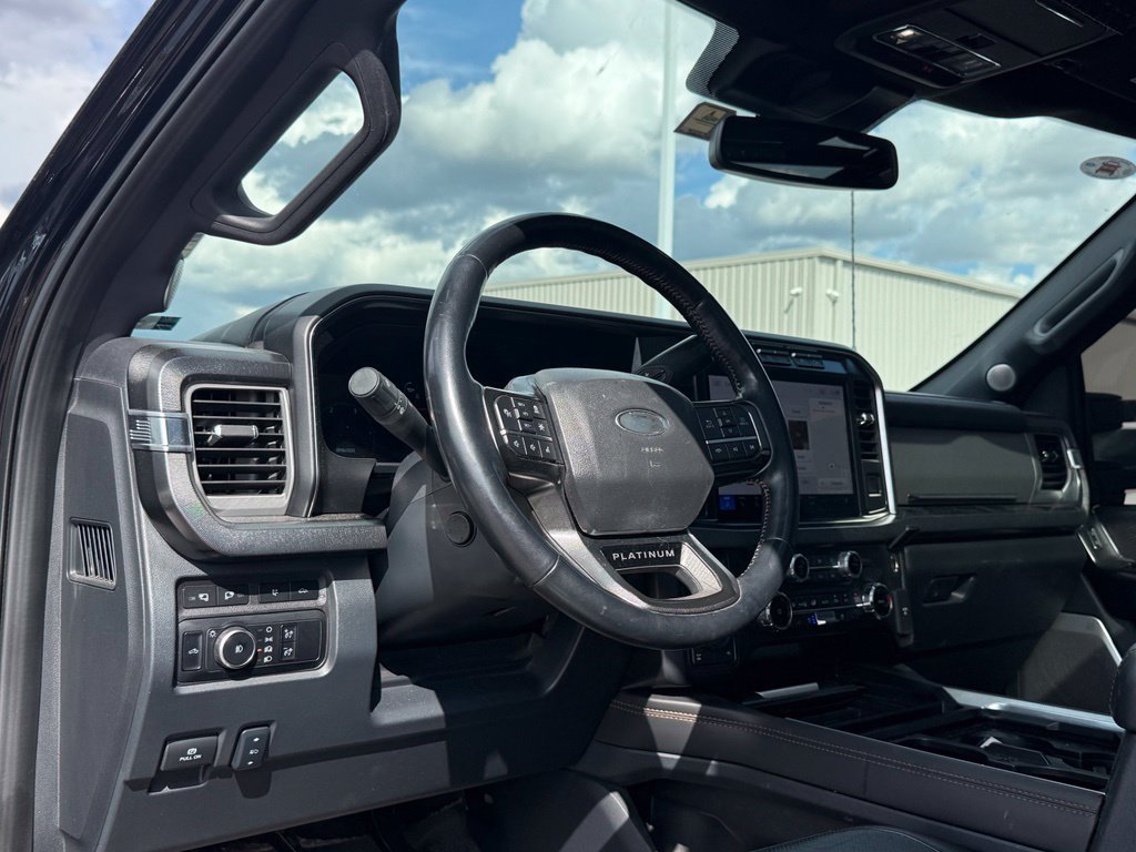Used 2024 Ford F250 Platinum AWD/4WD image 4