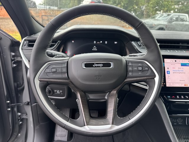 New 2027 Jeep Grand Cherokee Limited AWD/4WD image 21