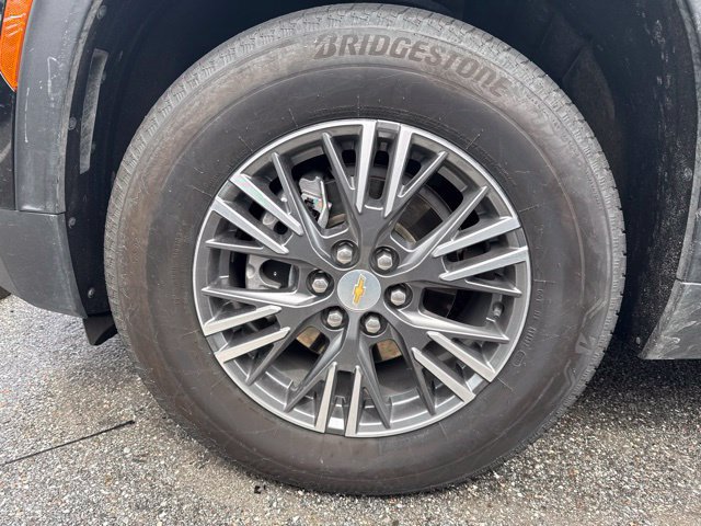 Used 2026 Chevrolet Traverse LT FWD image 7