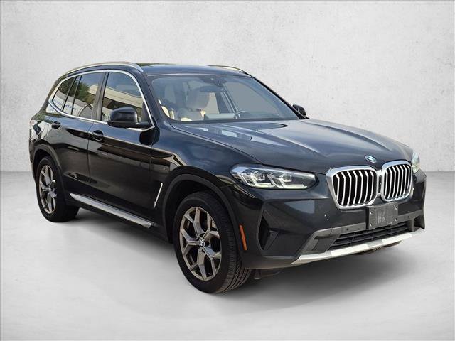 Used 2024 BMW X3 xDrive30i w/ Premium Package AWD/4WD image 3
