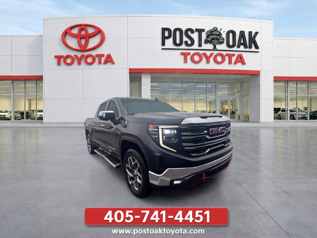 Used 2023 GMC Sierra 1500 SLT w/ X31 Off-Road Package AWD/4WD image 8