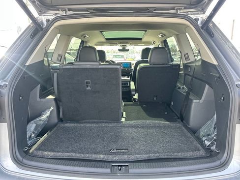 New 2025 Volkswagen Atlas SE image 26