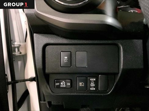 Certified 2020 Toyota Tacoma TRD Off-Road image 35