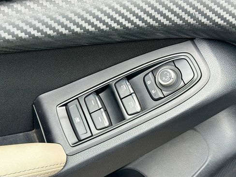 Used 2024 Subaru Ascent Premium w/ Convenience Package image 19