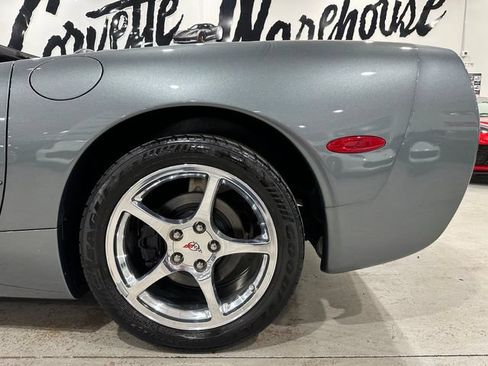 Used 2003 Chevrolet Corvette Convertible w/ Preferred Equipment Group1 RWD image 27