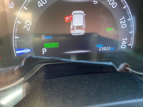 Used 2023 Toyota RAV4 XSE image 4