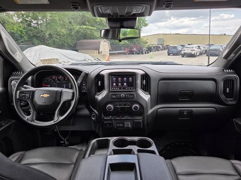 Used 2024 Chevrolet Silverado 3500 W/T w/ Snow Plow Prep Package AWD/4WD image 15