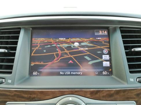 Used 2017 Nissan Armada Platinum RWD image 12