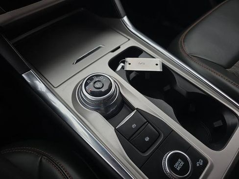 Certified 2022 Ford Explorer Timberline w/ Timberline Technology Package AWD/4WD image 36