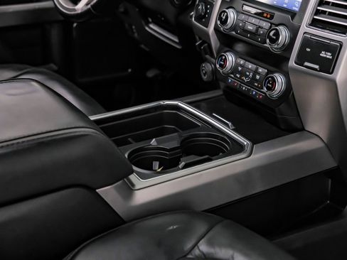 Used 2021 Ford F450 Platinum w/ FX4 Off-Road Package image 23