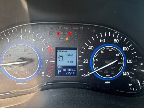 Used 2018 Nissan Armada SL AWD/4WD image 8