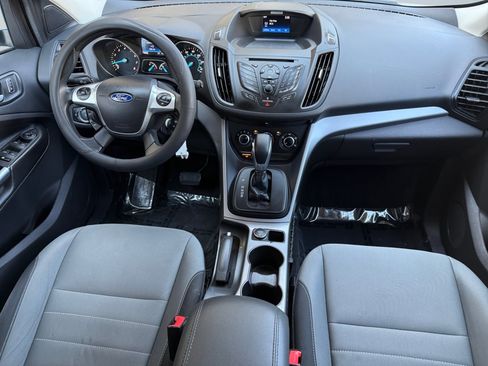 Used 2016 Ford Escape SE image 15
