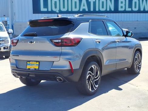 Used 2024 Chevrolet TrailBlazer RS w/ Driver Confidence Package image 5