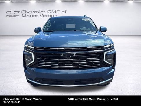 New 2026 Chevrolet Suburban High Country AWD/4WD image 9