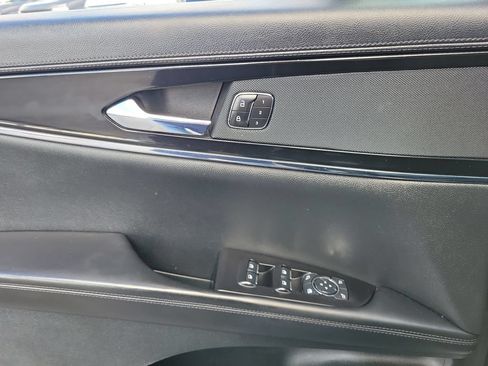 Certified 2023 Lincoln Nautilus FWD w/ Premium Package image 20