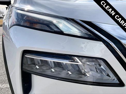 Used 2023 Nissan Rogue SV image 31