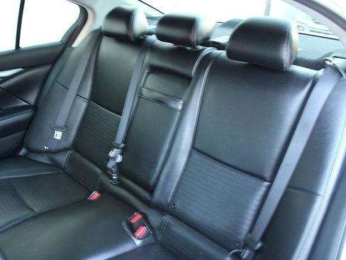 Used 2018 INFINITI Q50 Sport image 14