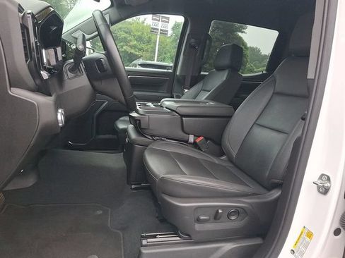 Used 2025 GMC Sierra 1500 SLT RWD image 13