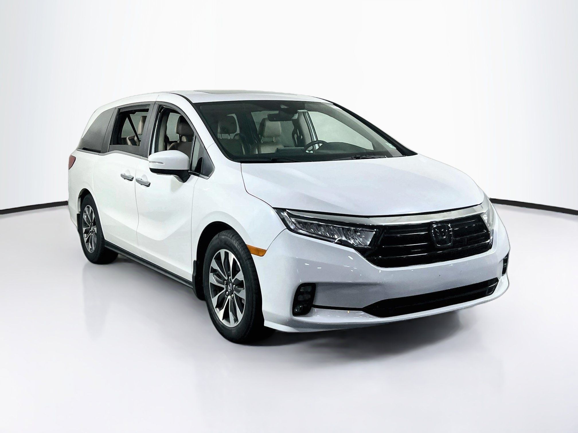 Used 2023 Honda Odyssey EX-L image 3