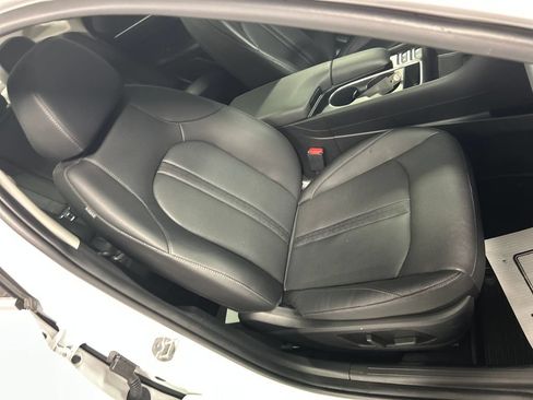 Used 2025 Hyundai Sonata Limited FWD image 24