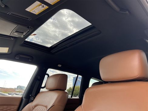 Used 2022 INFINITI QX80 Sensory w/ Cargo Package image 24