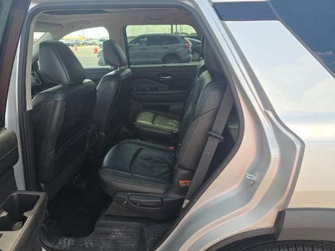 Used 2023 Nissan Pathfinder SL w/ SL Premium Package AWD/4WD image 14
