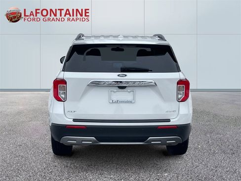 Used 2023 Ford Explorer XLT w/ Equipment Group 202A image 6