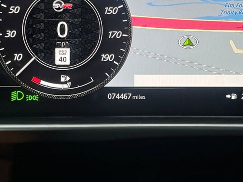 Used 2019 Land Rover Range Rover Sport SVR image 21