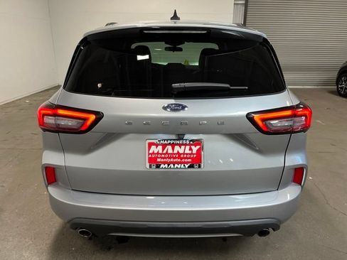 Used 2024 Ford Escape ST-Line FWD image 4