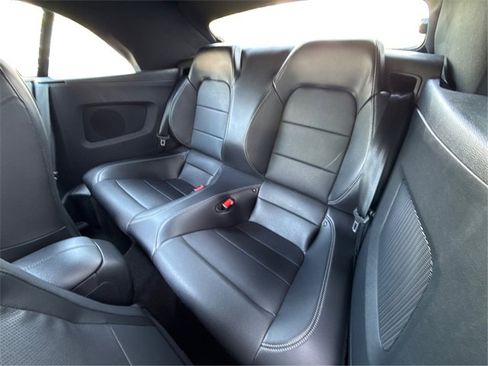 Used 2020 Ford Mustang GT Premium image 11