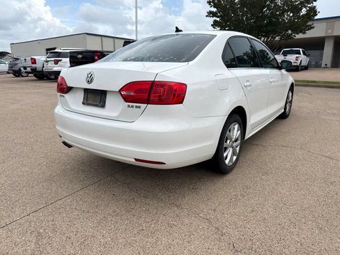 Used 2013 Volkswagen Jetta SE FWD image 7