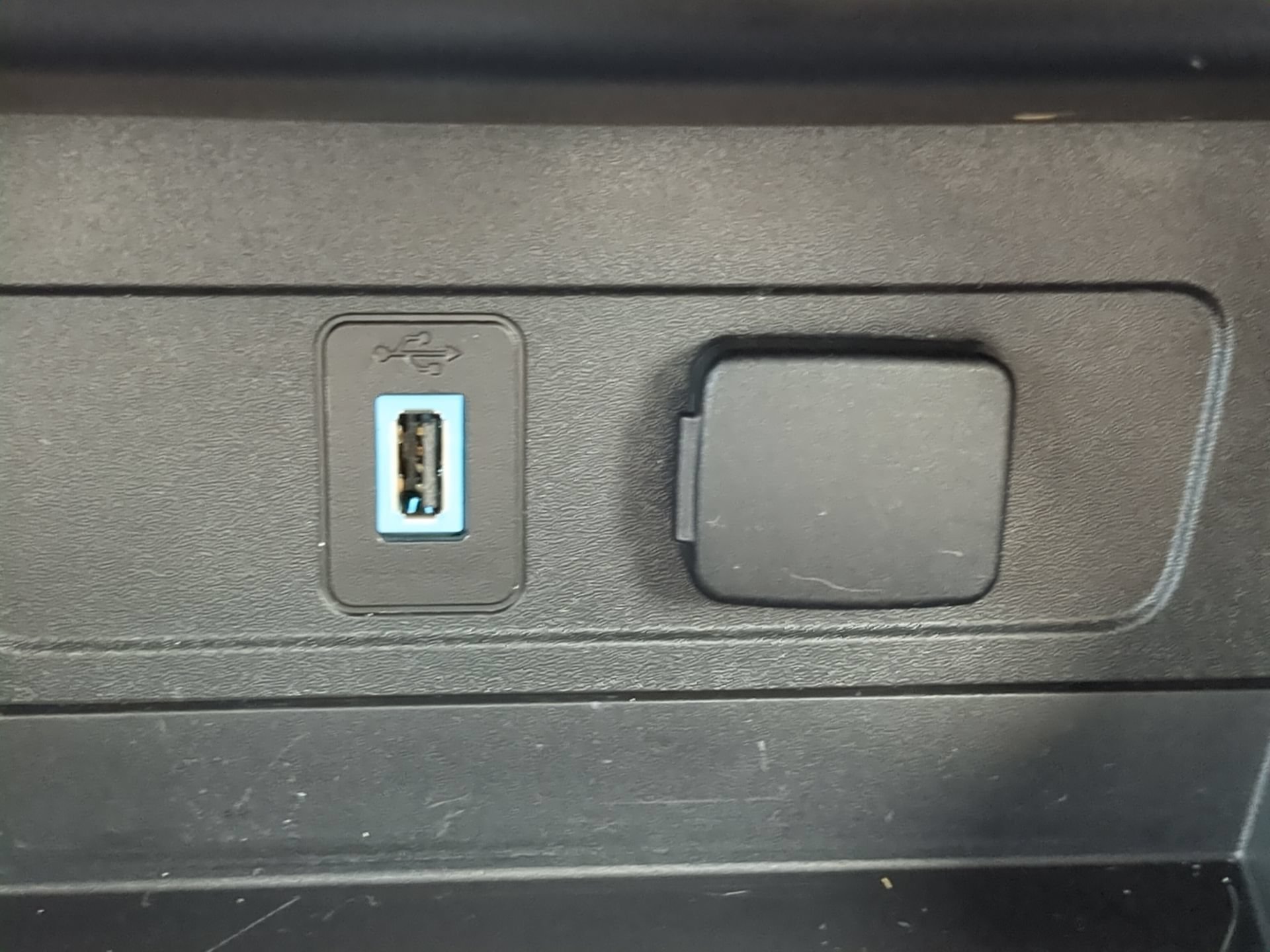 Used 2019 Ford Escape SEL FWD image 61