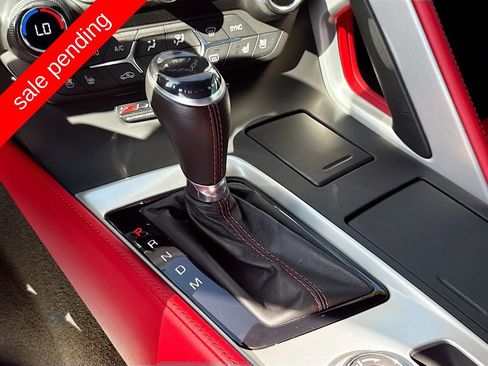 Used 2015 Chevrolet Corvette Z06 w/ 3LZ Preferred Equipment Group RWD image 17