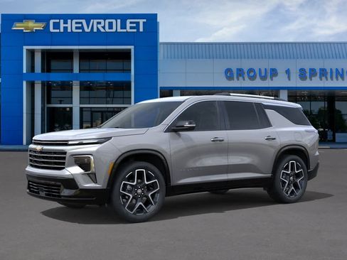 New 2026 Chevrolet Traverse High Country FWD image 2