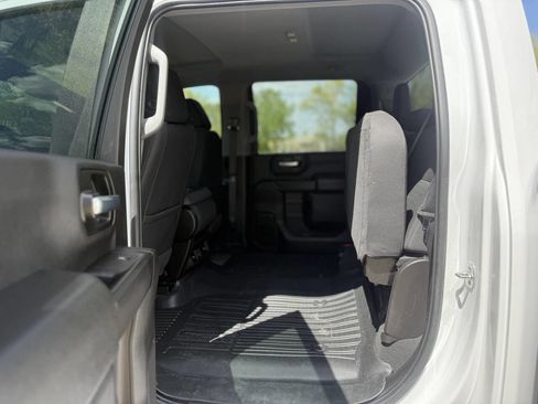 Used 2025 Chevrolet Silverado 2500 Custom w/ Custom Value Package AWD/4WD image 11
