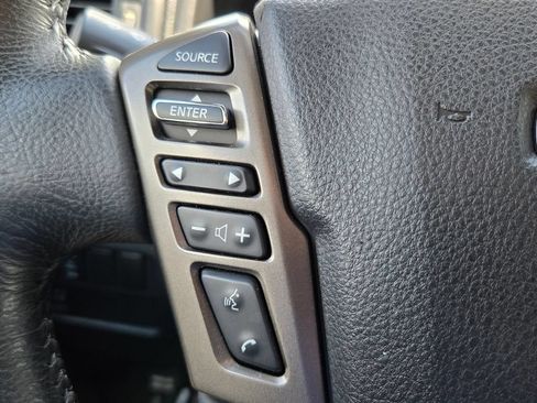 Used 2024 Nissan Titan SV w/ SV Bronze Edition Package AWD/4WD image 23