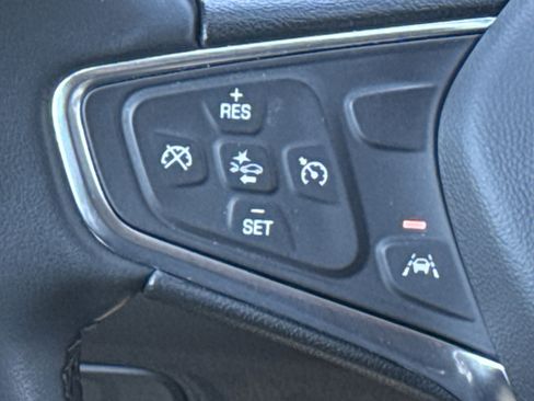 Used 2024 Chevrolet Equinox LT FWD image 27