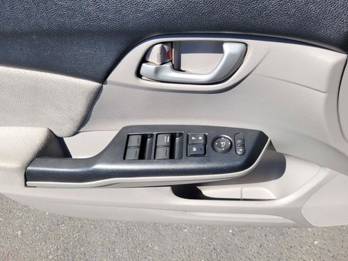 Used 2013 Honda Civic LX image 23