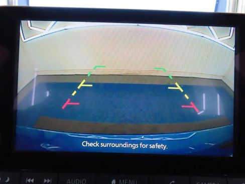 Used 2025 Nissan Sentra SV image 24