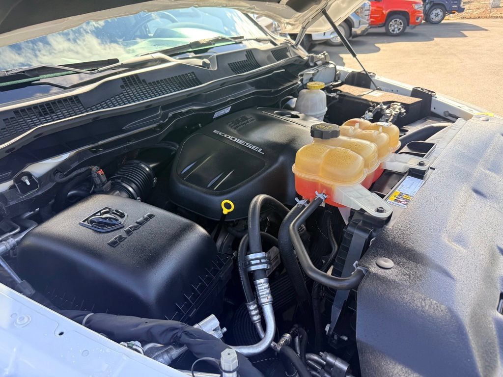 Used 2017 RAM 1500 Laramie AWD/4WD image 44