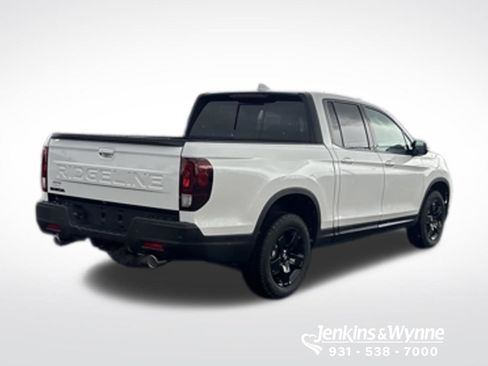 New 2026 Honda Ridgeline Black Edition image 3