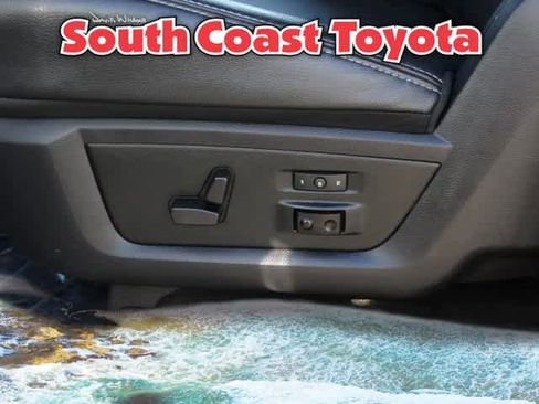 Used 2018 RAM 2500 Laramie image 19