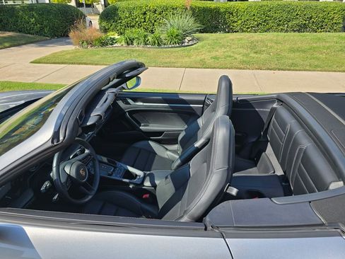 Used 2021 Porsche 911 Carrera S image 21